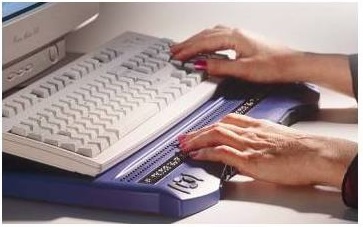 refreshable braille display